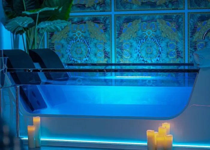 Luxury Whirlpool Jacuzzi